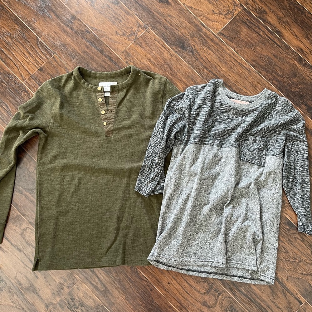 Shirt bundle. 1 long sleeve and 1 baseball T.
